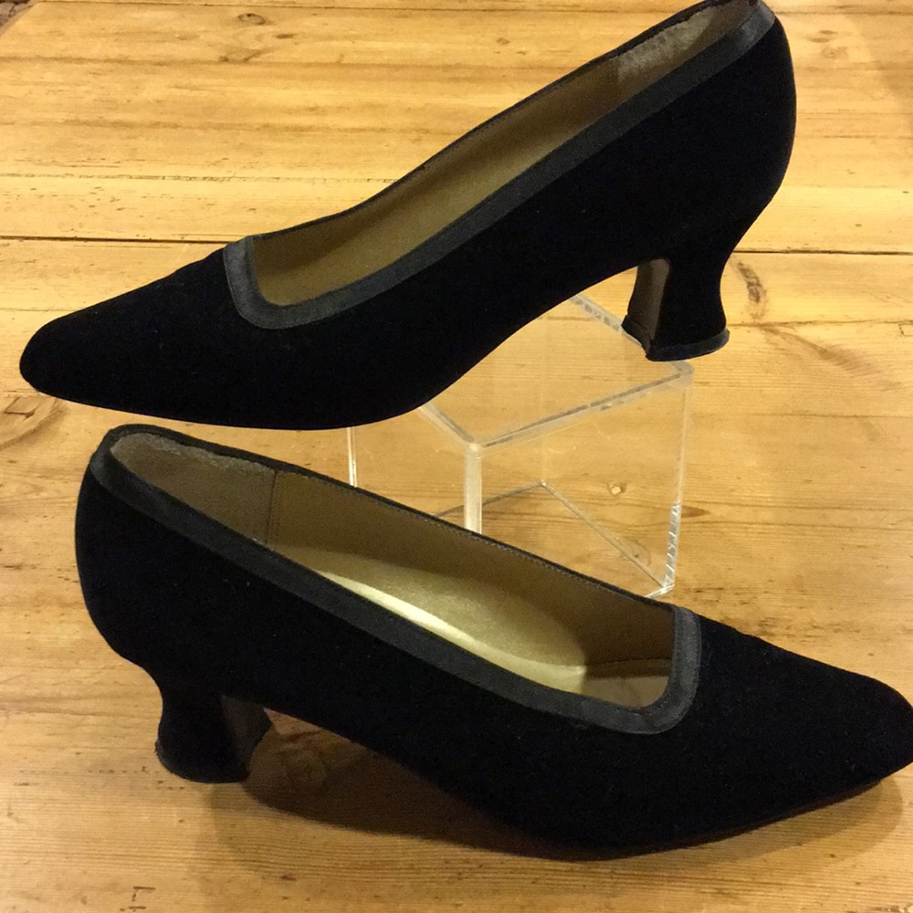 Nina Black Velvet Low Heel Pumps